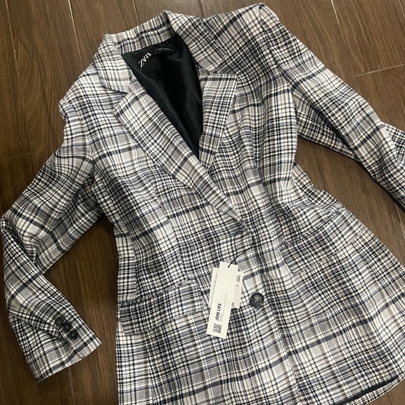 Zara gray and white plain blazer - Picture 3 of 5